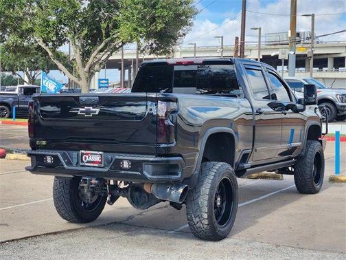 2024 Chevrolet Silverado 2500 High Country