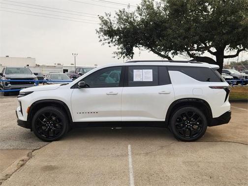 2024 Chevrolet Traverse RS