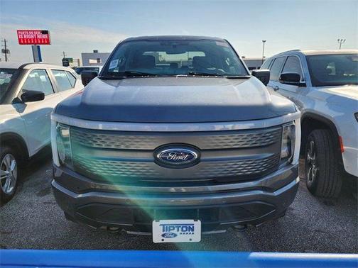 2023 Ford F-150 Lightning XLT