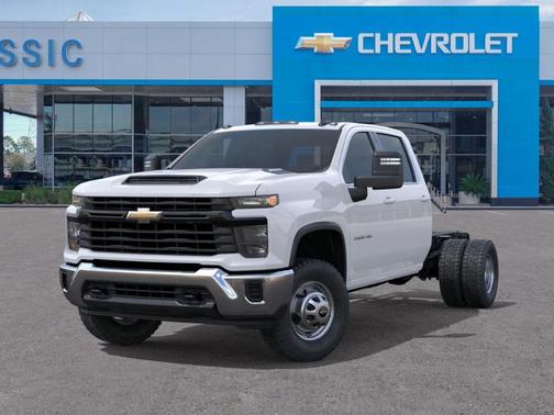 2026 Chevrolet Silverado 3500 WT