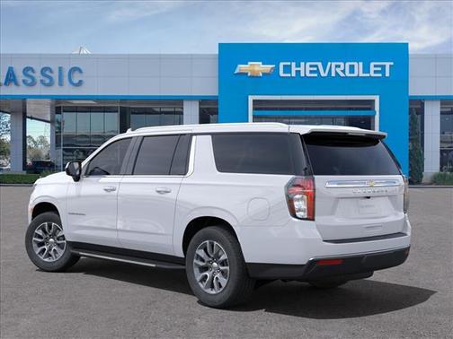 Photo 3 of 24 of 2023 Chevrolet Suburban LS