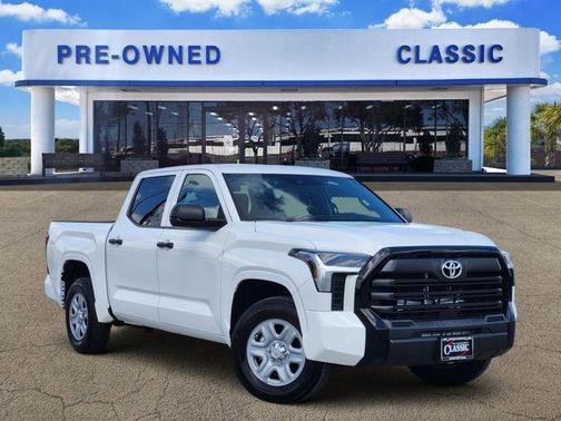 2025 Toyota Tundra SR