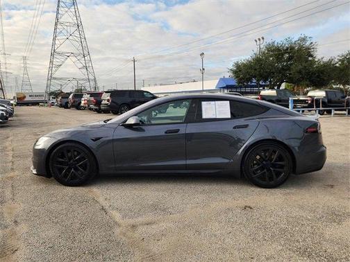2022 Tesla Model S Base