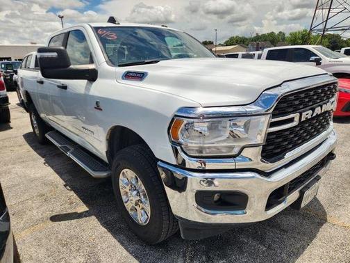 Bright White Clearcoat 2024 RAM 2500 Big Horn