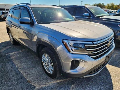 2024 Volkswagen Atlas 2.0T SE