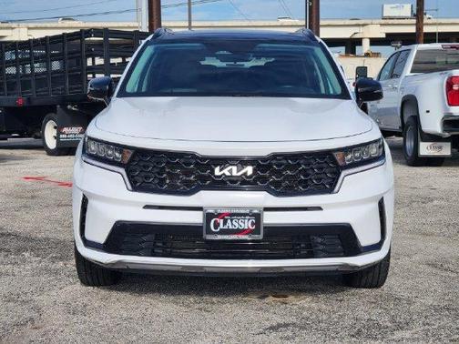Glacial White Pearl 2022 Kia Sorento S