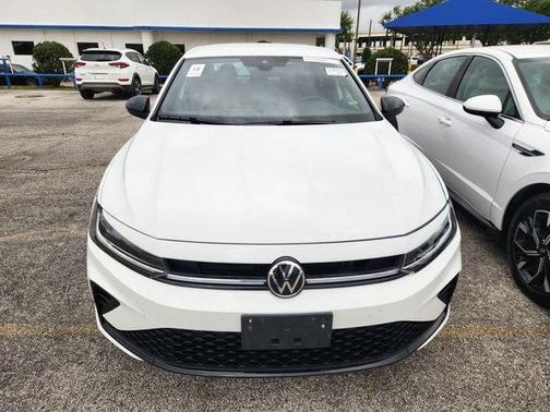 Pure White 2025 Volkswagen Jetta 1.5T Sport