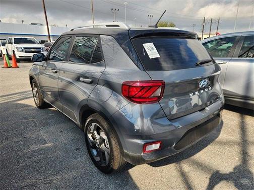 2025 Hyundai VENUE Limited