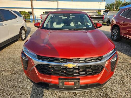 Cayenne Orange Metallic 2024 Chevrolet Trax LS