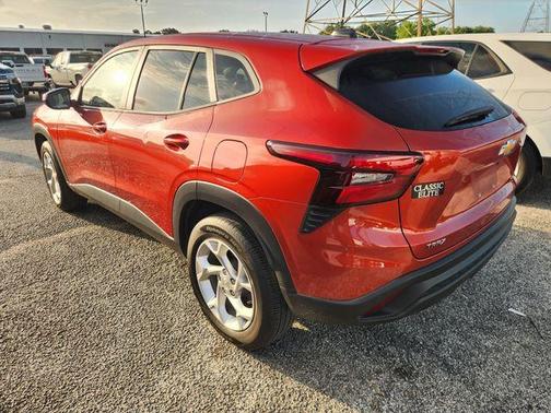 Cayenne Orange Metallic 2024 Chevrolet Trax LS