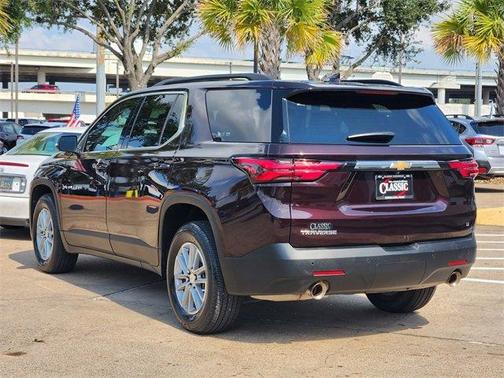 2022 Chevrolet Traverse LT Cloth
