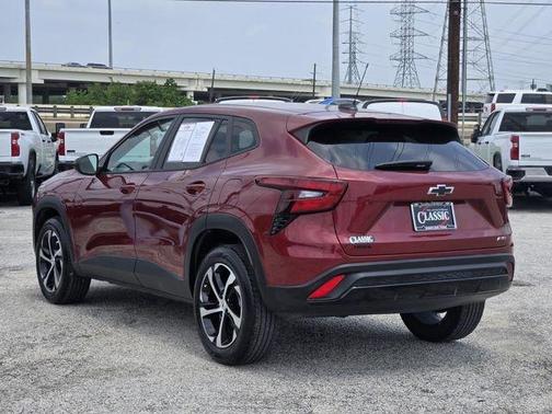 Crimson Metallic 2024 Chevrolet Trax 1RS