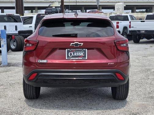 Crimson Metallic 2024 Chevrolet Trax 1RS