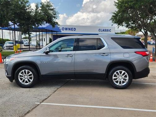 2018 Chevrolet Traverse LT Cloth