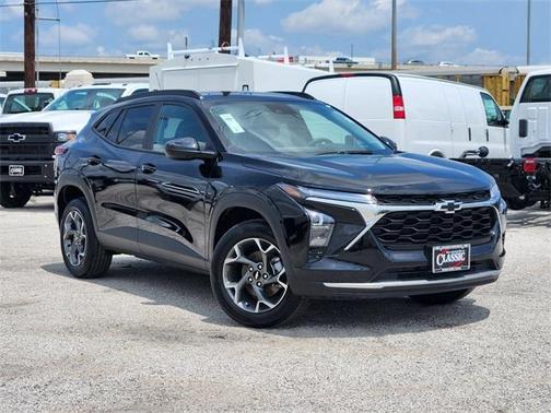 2025 Chevrolet Trax LT