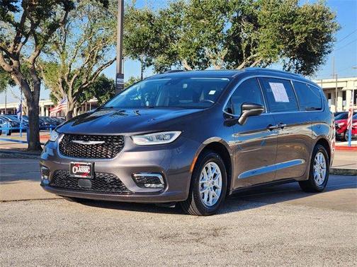 2021 Chrysler Pacifica Touring-L