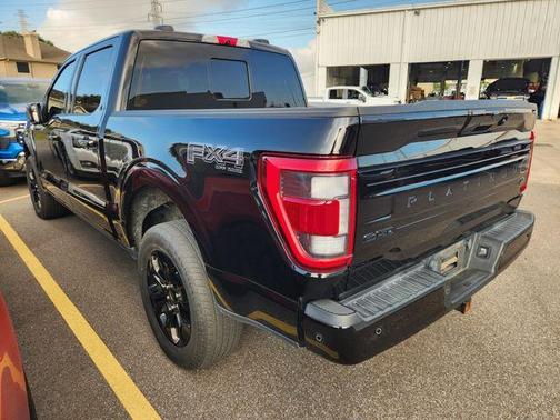 Black Metallic 2022 Ford F-150 Platinum