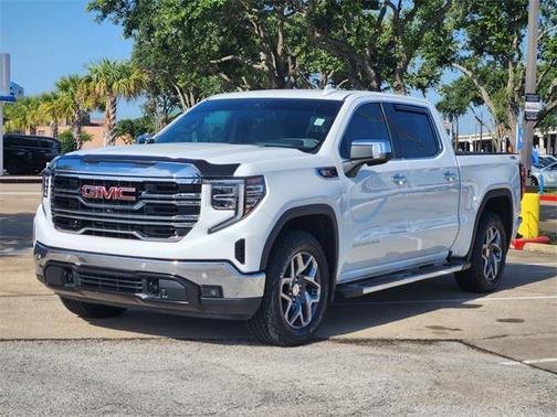 2022 GMC Sierra 1500 SLT