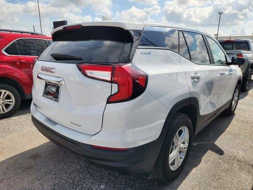 2024 GMC Terrain SLE