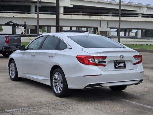 Platinum White Pearl 2019 Honda Accord LX