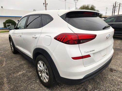 2020 Hyundai TUCSON SE