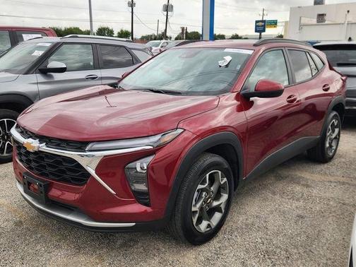 Crimson Metallic 2025 Chevrolet Trax LT