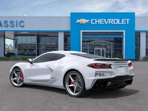 2025 Chevrolet Corvette E-Ray