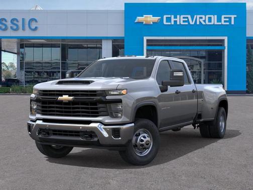 2026 Chevrolet Silverado 3500 WT