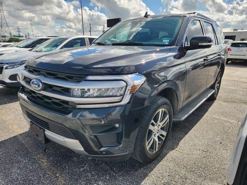 2022 Ford Expedition XLT