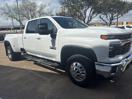 2026 Chevrolet Silverado 3500 LT