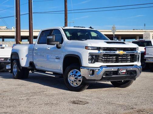 2026 Chevrolet Silverado 3500 LT