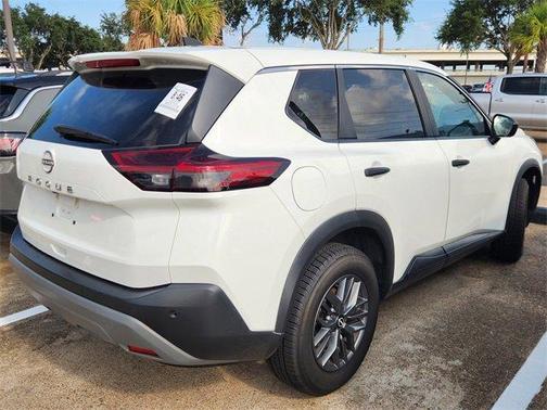 2022 Nissan Rogue S