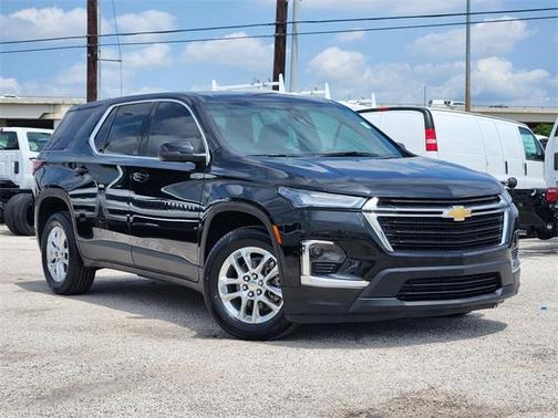 2023 Chevrolet Traverse LS