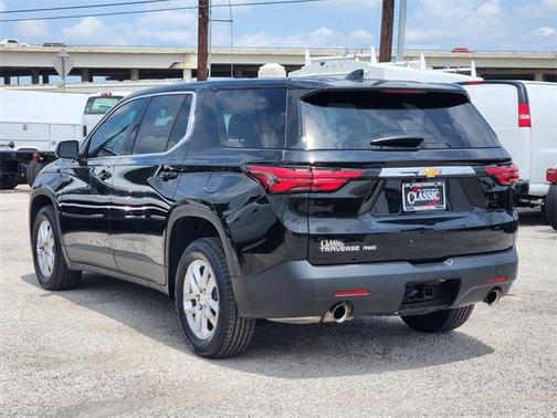 2023 Chevrolet Traverse LS