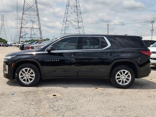 2023 Chevrolet Traverse LS