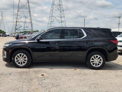 2023 Chevrolet Traverse LS