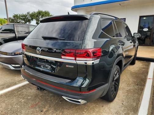 2022 Volkswagen Atlas 3.6L SE w/Technology