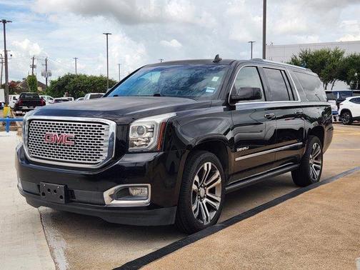 2017 GMC Yukon XL Denali