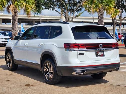 2024 Volkswagen Atlas 2.0T SE