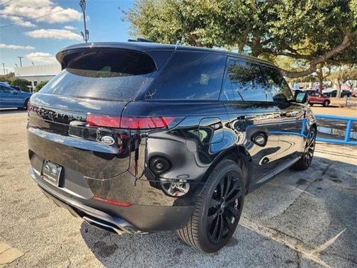 2023 Land Rover Range Rover Sport SE