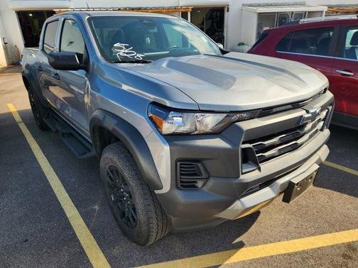 Sterling Gray Metallic 2024 Chevrolet Colorado Trail Boss
