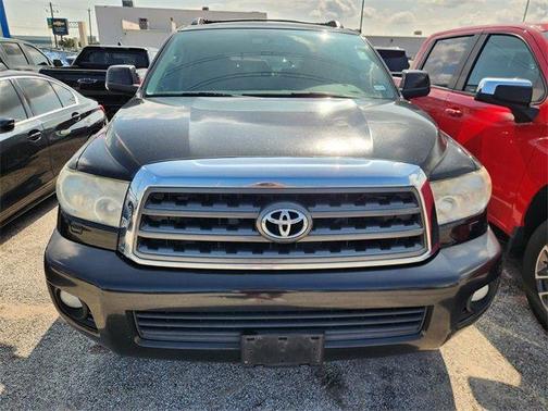 2017 Toyota Sequoia SR5