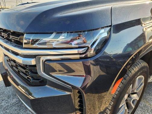 Dark Ash Metallic 2024 Chevrolet Suburban LS