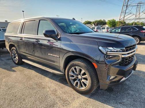 Dark Ash Metallic 2024 Chevrolet Suburban LS