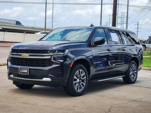 Dark Ash Metallic 2024 Chevrolet Suburban LS