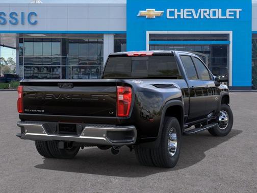 2026 Chevrolet Silverado 3500 LT