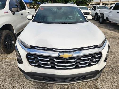 Summit White 2025 Chevrolet Equinox LT