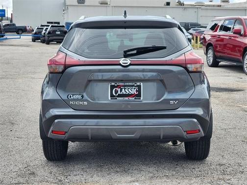 2021 Nissan Kicks SV