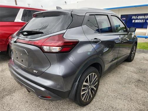2021 Nissan Kicks SV