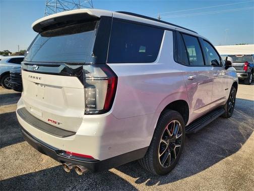2025 Chevrolet Tahoe RST
